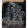 Image 1 : LOT OF CLEAR COFFEE MUGS