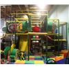 Image 2 : APPROX 3000 SQ FT SUPER KIDS PLAYS SYSTEMS PLAY