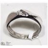 Image 2 : #2: 10KT WHITE GOLD DIAMOND RING