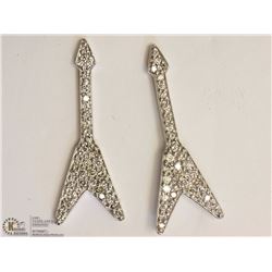 #14: 14KT W.GOLD DIAMOND "ARROW" GUITAR EARRINGS