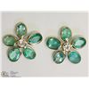 Image 2 : #16: 14KT YELLOW GOLD SAPPHIRE & EMERALD EARRINGS