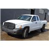 Image 4 : 2005 DODGE DAKOTA ST