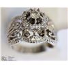 Image 2 : #10: 14KT WHITE GOLD DIAMOND RING