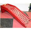 Image 1 : PAIR OF LARGE RED FOXCRAFT CAR RAMPS