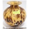 Image 1 : LARGE ESTATE 10" BROWN AND CREAM GLASS VASE