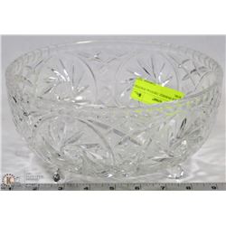 LARGE PINWHEEL CRYSTAL FOOTED BOWL