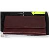Image 1 : DELLA LADIES  LEATHER WALLET