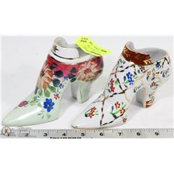 PAIR OF ESTATE DECORATIVE HANDPAINTED PORCELAIN