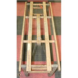 ANTIQUE WOOD FOLDING WASHTUB STAND