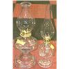Image 1 : SET OF 2 VINTAGE ESTATE HURRICANE LAMPS -