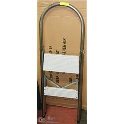 FOLDING METAL 2 STEP LADDER