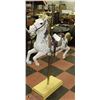 Image 2 : 5' CAROUSEL HORSE DISPLAY WITH STAND