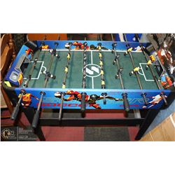 FOOSEBALL TABLE
