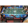 Image 1 : FOOSEBALL TABLE