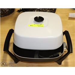 NEW WEST BEND SKILLET