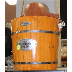 OLD FASHIONED ICE CREAM MAKER