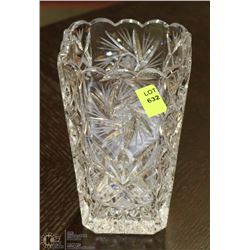 PINWHEEL CRYSTAL VASE