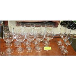 LOT OF 13 CRYSTAL GLASSES