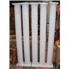 Image 1 : 5 METAL PILLARS
