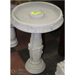 CONCRETE 2 PIECE BIRDBATH 15"X15" HIGH