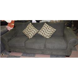CLOTH COUCH WITH DECORATIVE CUSHIONS
