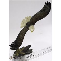 EAGLE STATUE