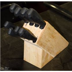 KNIFE BLOCK WITH KNIVES
