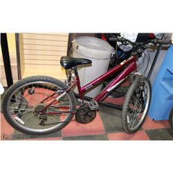 MONGOOSE 18 SP LADIES BIKE 26"