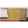 Image 1 : VINTAGE WASH BOARD