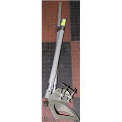 TOTE-UM POLE ONE MAN ROOFTOP BOAT LOADER