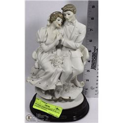 GIUSEPPE ARMANI BRIDE & GROOM GARDEN WEDDING