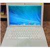 Image 2 : WHITE APPLE MACBOOK LAPTOP W/ OPERATING SYSTEM INSTALLED