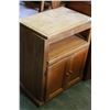 Image 2 : OAK ROLLING CUPBOARD