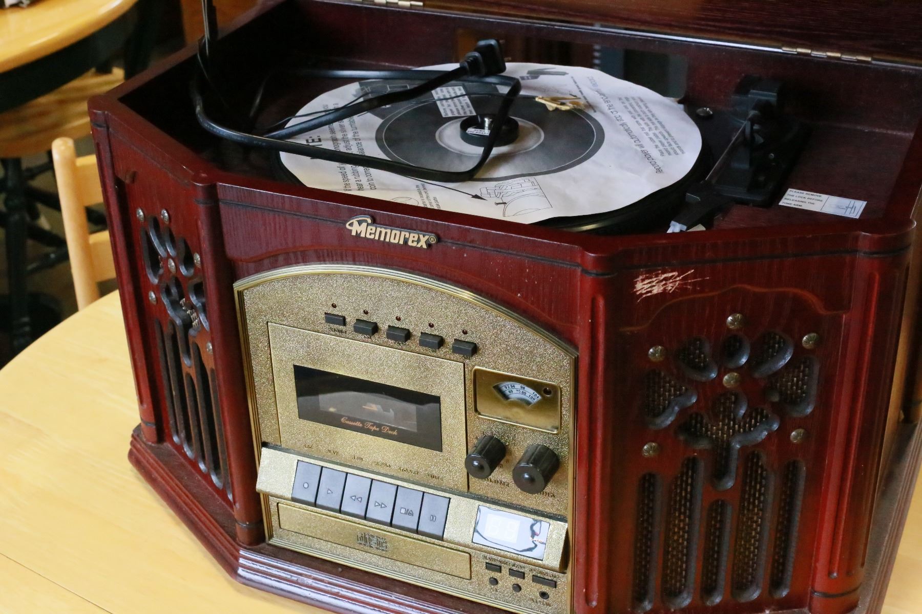 MEMOREX ALL IN ONE CD RECORD PLAYER memorex-all-in-one-cd-record-player