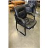 Image 1 : BLACK LEATHER ARMCHAIR