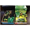 Image 1 : SHELF LOT OF JOHN DEERE COLLECTIBLES