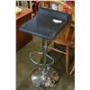 Image 1 : BLACK ADJUSTABLE GAS LIFT BARSTOOL