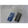 Image 2 : 2 IPOD TOUCH , A1574, BLUE, AND BLACK WITH HEADPHONES
