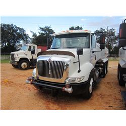 2006 INTERNATIONAL 8600 WATER TRUCK, VIN/SN:1HSHXAHR26J353261 - T/A, IHC DIESEL ENGINE, 10 SPD TRANS