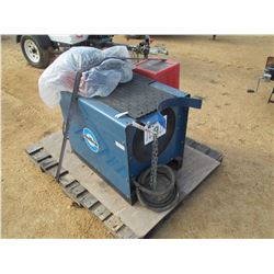 MILLER DIALARC 250 WELDER, - AC/DC, W/ TIG HOSES, ELECTRIAL POWER