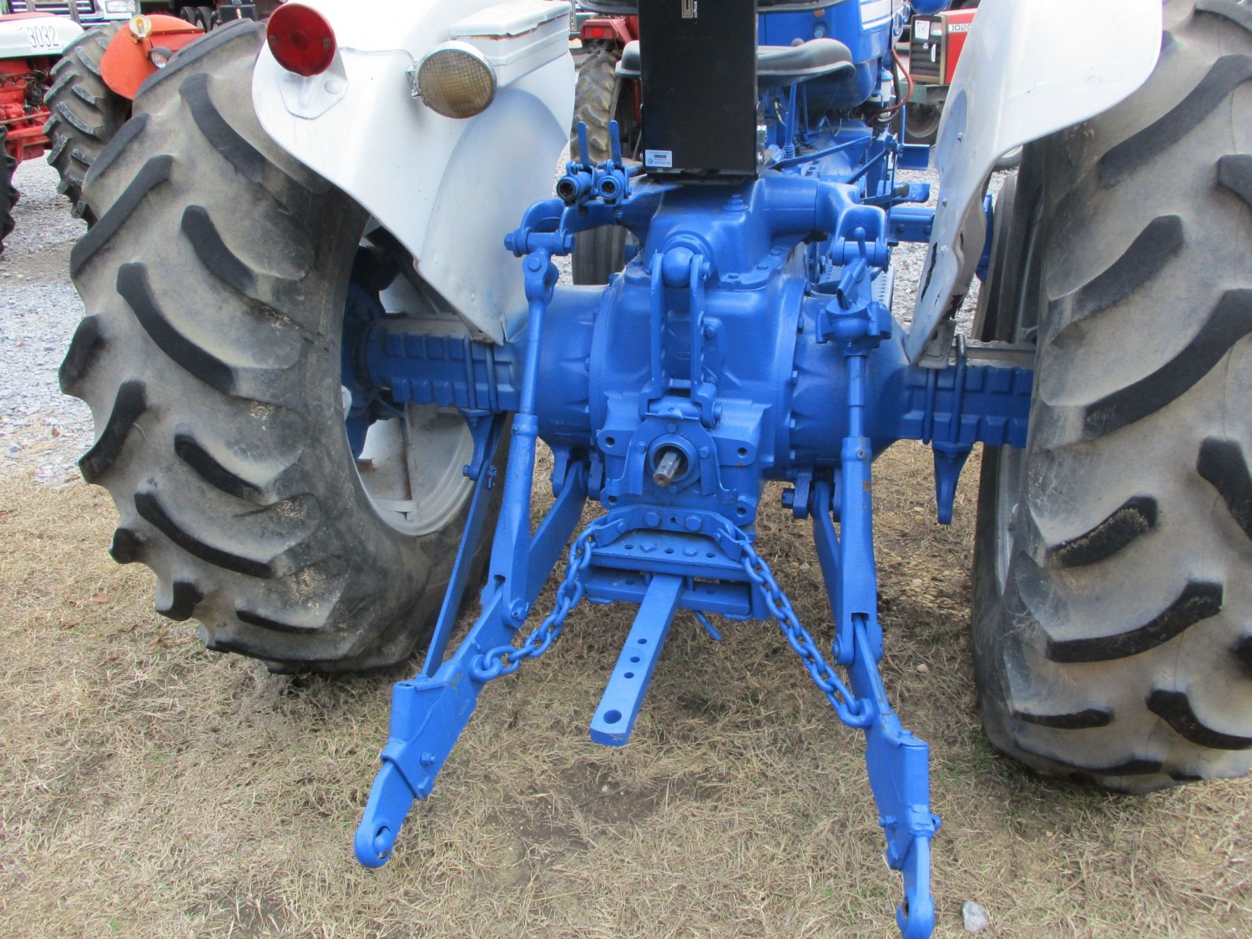 FORD 5000 FARM TRACTOR, - 3E PTH, PTO, 1 REMTOE, 16.9-30 TIRES, METER ...