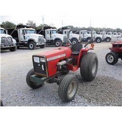 MASSEY FERGUSON 1020 FARM TRACTOR, VIN/SN:43528 - 3 PTH, PTO, ROLL BAR, 13.6-16 TIRES, METER READING
