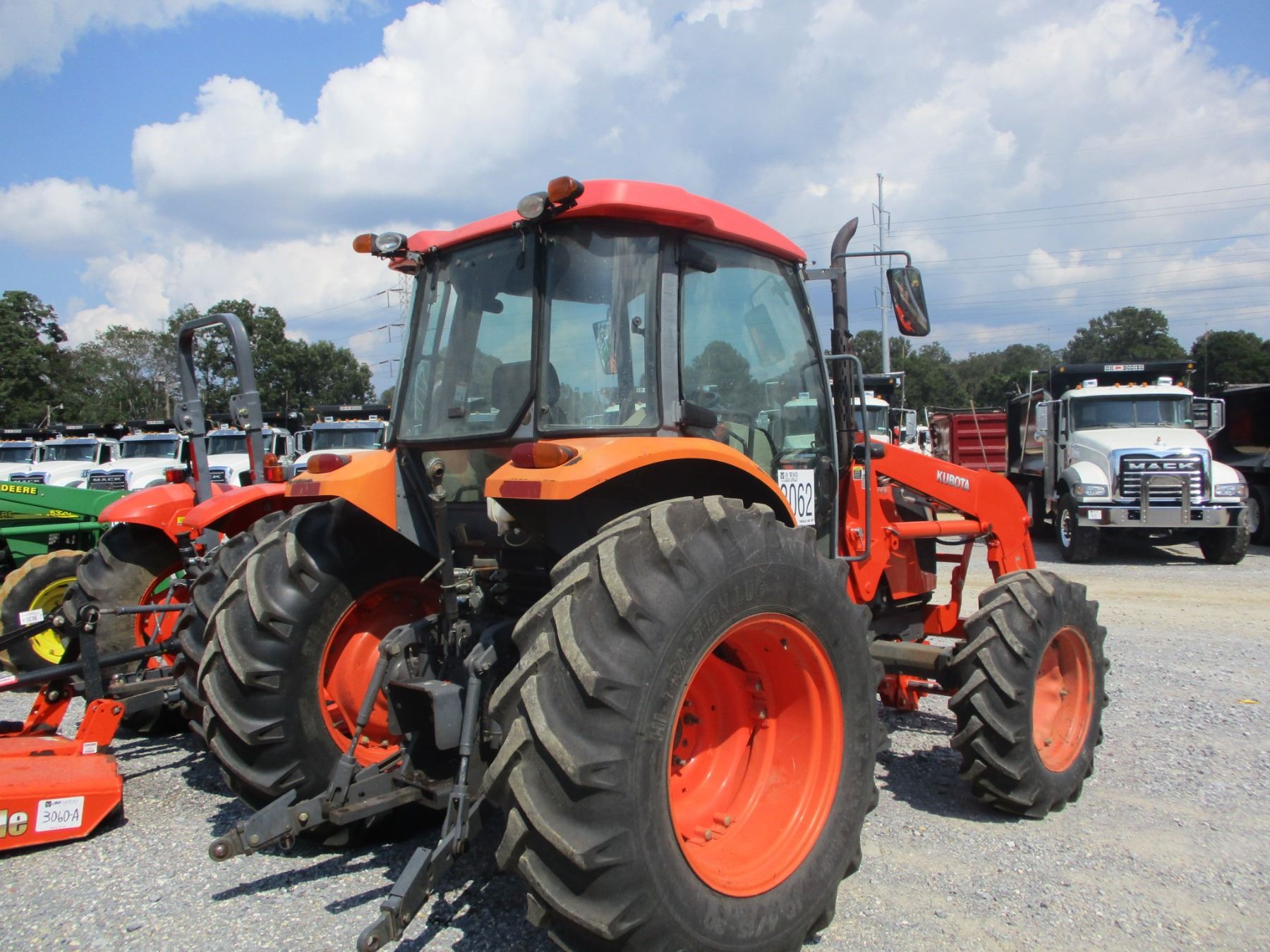 KUBOTA M9540 FARM TRACTOR, VIN/SN59068 3 PTH, PTO, 3 REMOTES, LA1353A