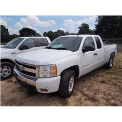 2007 CHEVROLET SILVERADO Z71 PICK UP, VIN/SN:1GCEK19J57Z620995 - 4X4, EXT. CAB, V8 GAS ENGINE, AUTO 