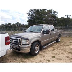 2006 FORD F250 PICKUP, VIN/SN:1FTSW205X6EC06338 - CREW CAB, V8 GAS ENGINE, A/T