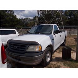 2002 FORD F150 PICKUP VIN/SN:1FTRF17202NA48185 - V6 GAS ENGINE, A/T, ODOMETER READING 229,000 MILES