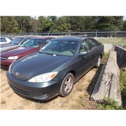 2002 TOYOTA CAMRY, VIN/SN:4T1BE32K22U513574 - 4 CYL GAS ENG, A/T, ODOMETER READING 323,665 MILES