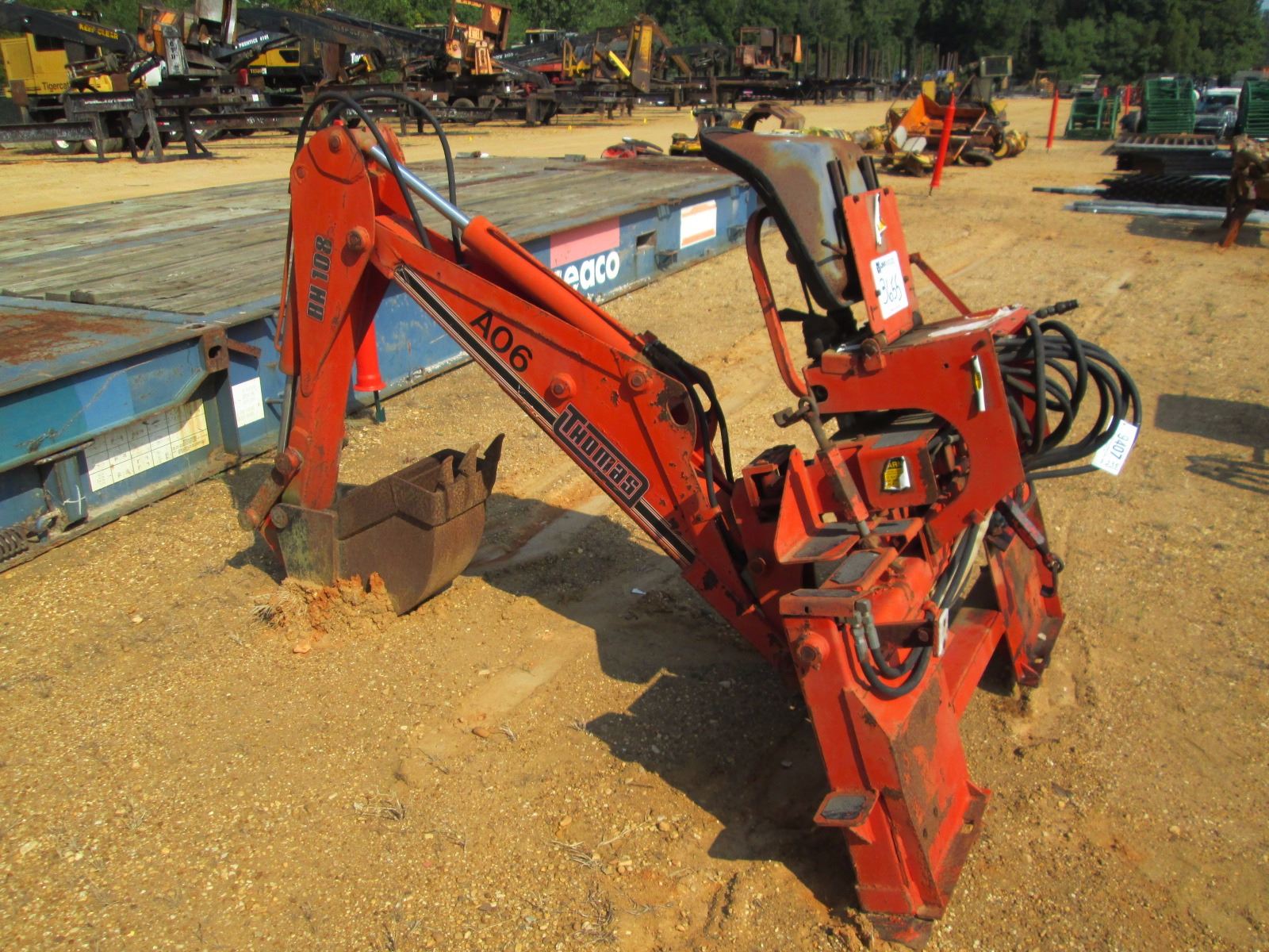 THOMAS BH108 BACKHOE ATTACHMENT 12" BUCKET S/N BH000701 J.M. Wood