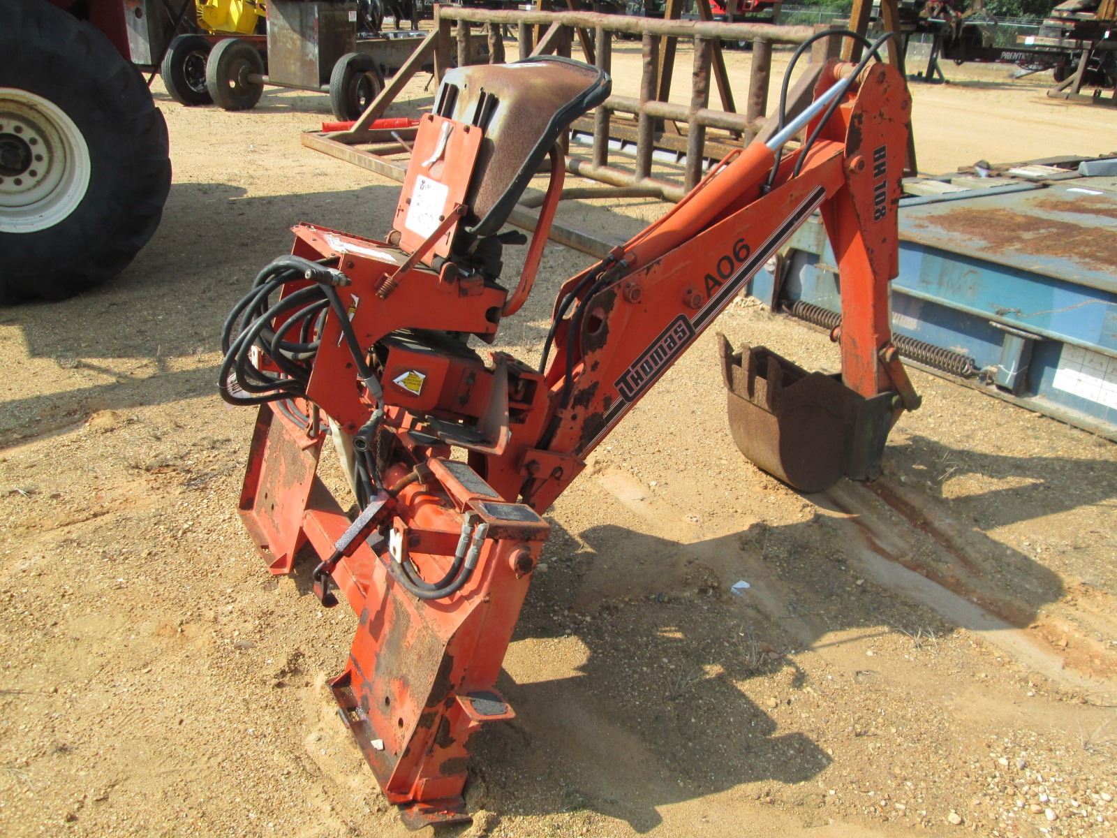 THOMAS BH108 BACKHOE ATTACHMENT 12" BUCKET S/N BH000701 J.M. Wood