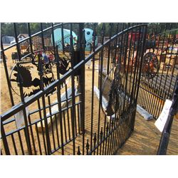 16' DEER HEAD SCENE METAL GATE W/ POST